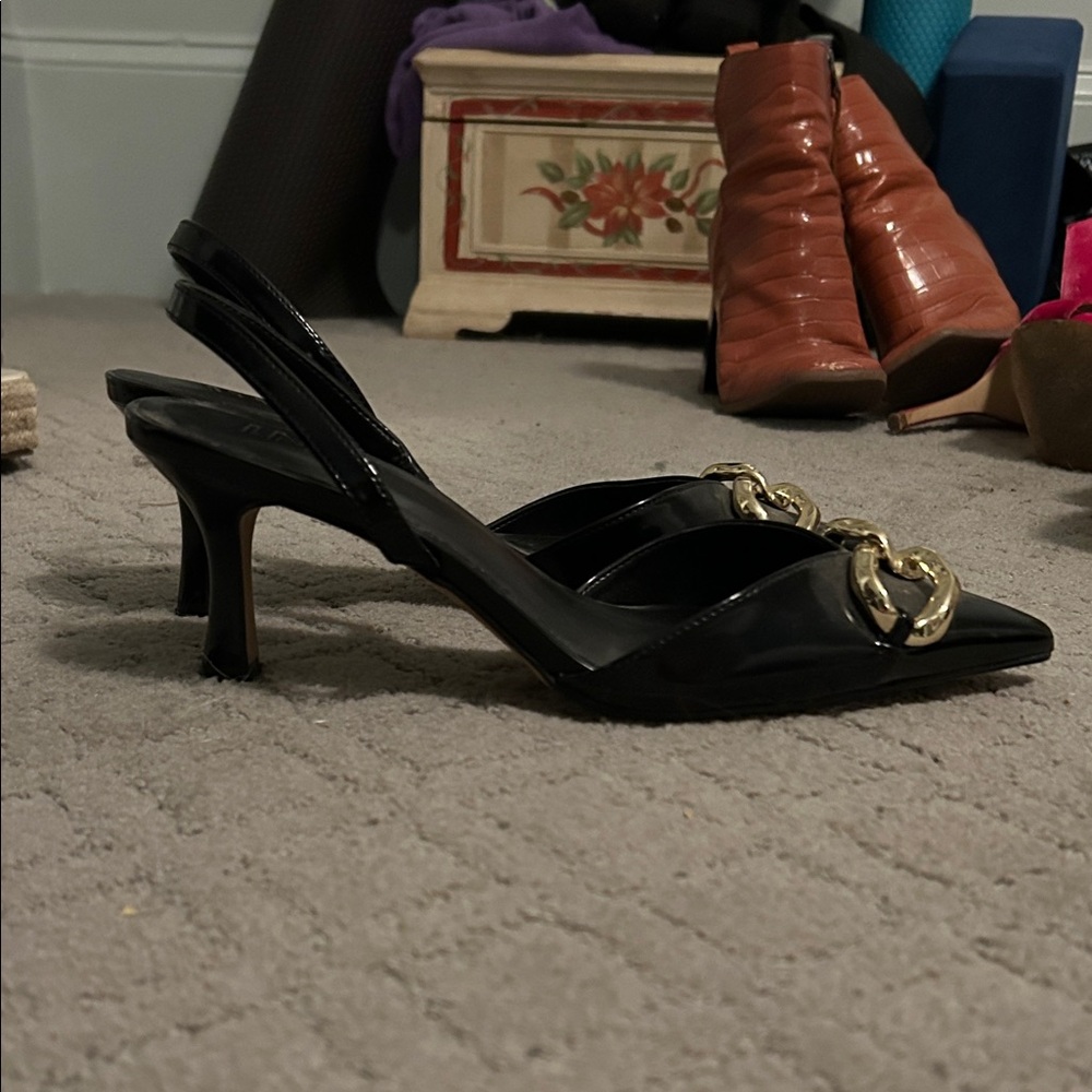 INC International Concepts Black Kitten Heels with Gold Detail - Picture 3 of 3